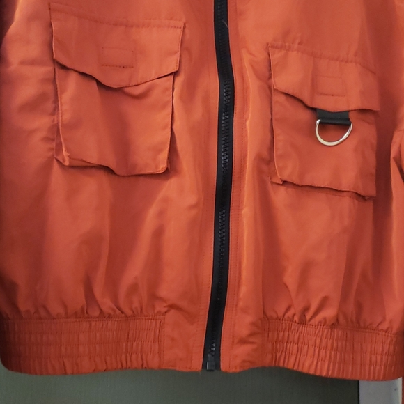 Jacket - Picture 2 of 4